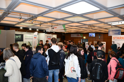 JOB 2024: Abschlusspressemitteilung – Intensive Gespräche, motivierte Jugendliche